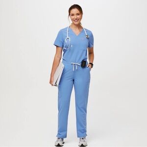 FIGS Catarina one pocket scrub top, ceil blue color, x small.